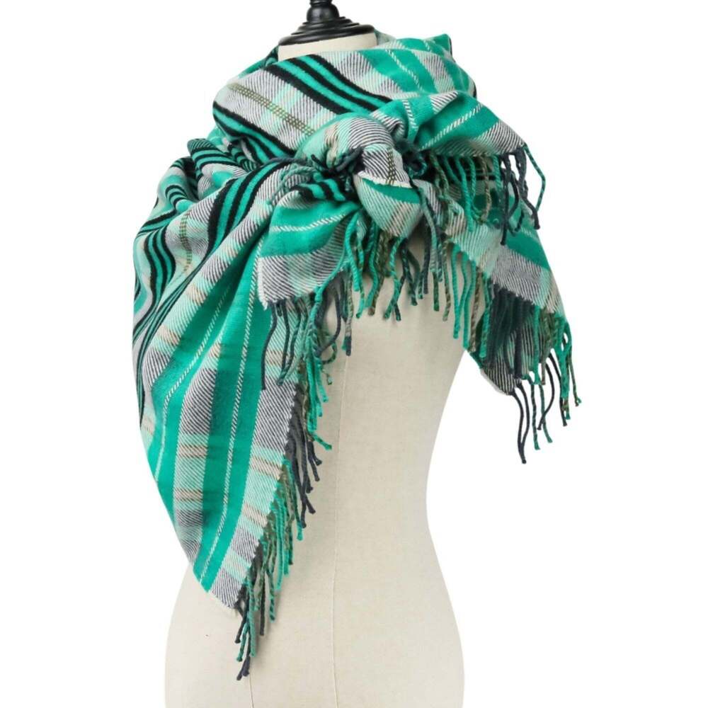 HERMES Green Scarf - Picture 3 of 14